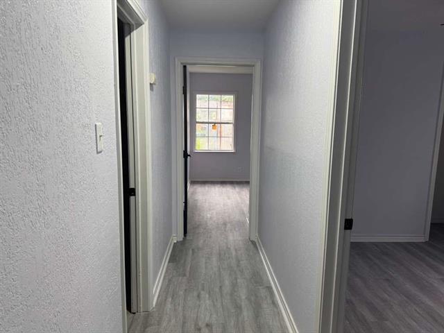 Building Photo - 821 Travis St