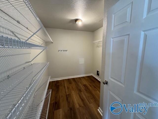 Building Photo - 15261 Tyler Mill Dr