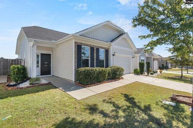 Building Photo - 1351 Montford Dr