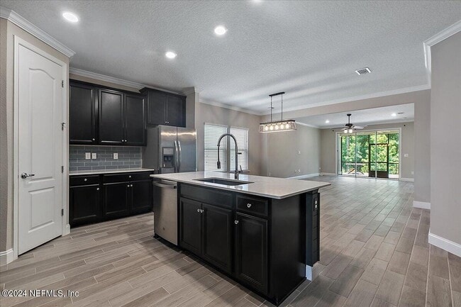 Building Photo - 345 Rivercliff Trl