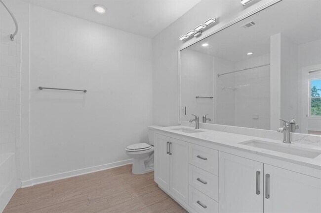 Building Photo - 1900 Barton Springs Rd