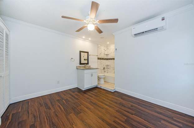 Building Photo - 1624 Coral Way
