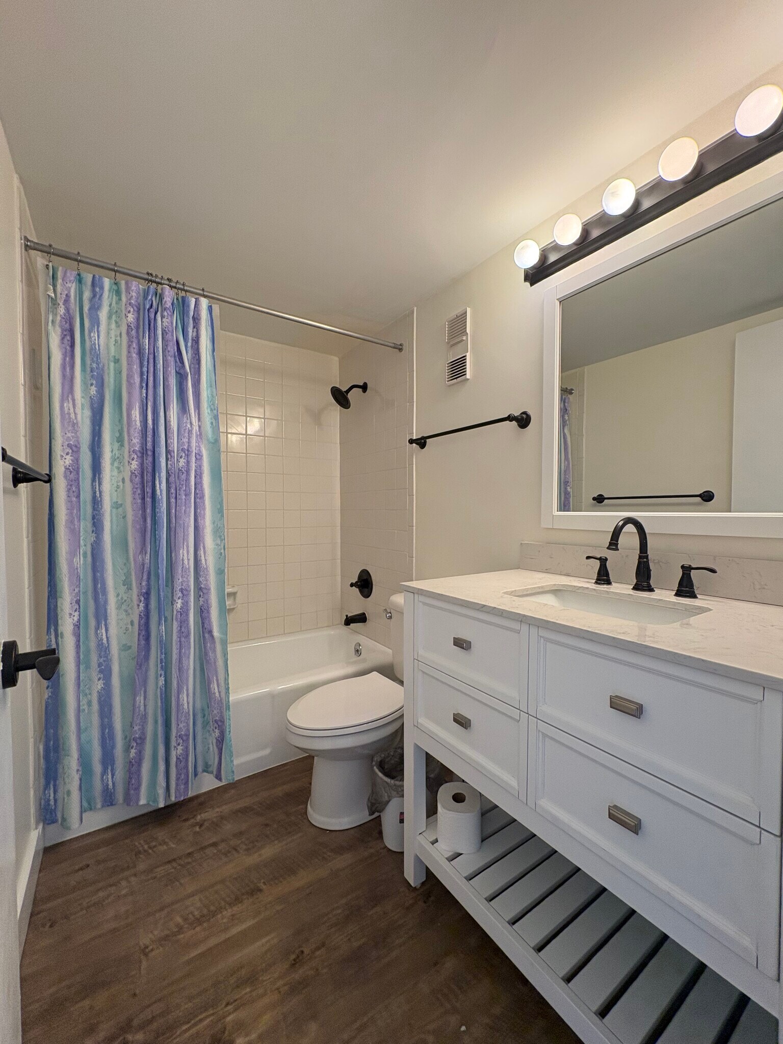 Building Photo - 1441 N Atlantic Ave