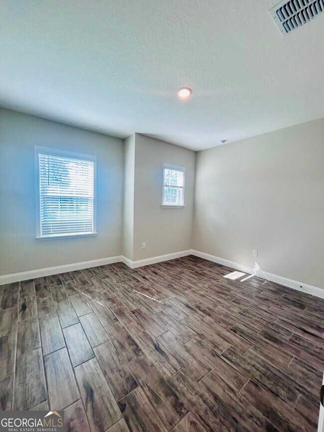 Building Photo - 114 Brookshire Grn Ct