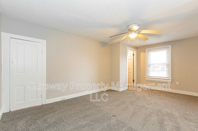 Building Photo - 238 N Main St