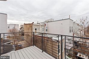 Building Photo - 601 N 34th St
