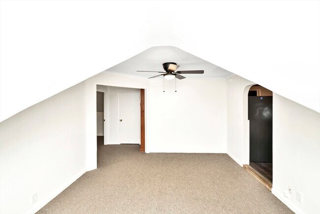 Building Photo - 37 Wilbur St