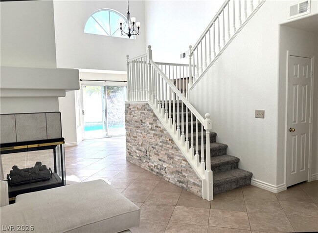 Building Photo - 433 Jubilation Dr