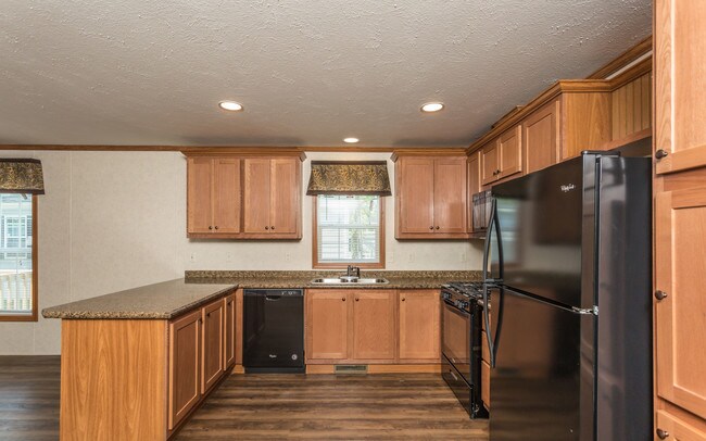 Primary Photo - Dallas Mobile Home Village