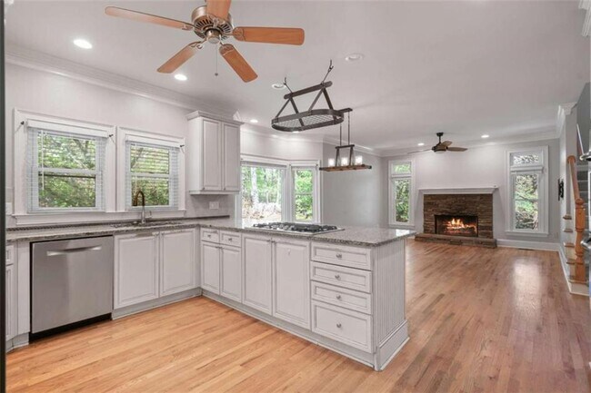 Building Photo - 1230 Old Home Pl Ct