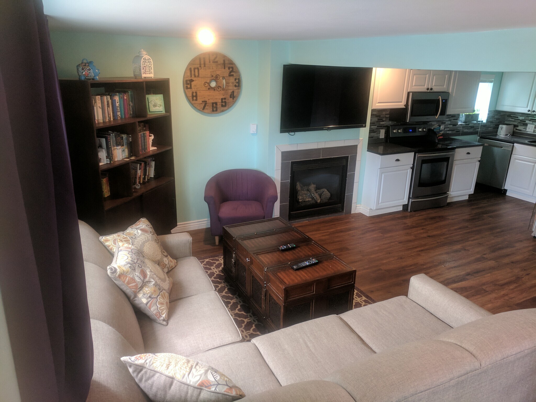 Building Photo - 7655 E 19th Ave