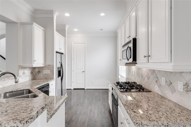 Building Photo - 1417 Bremond St