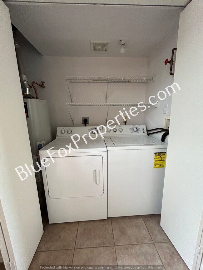 Building Photo - 2201 N Sparkman-Unit 2