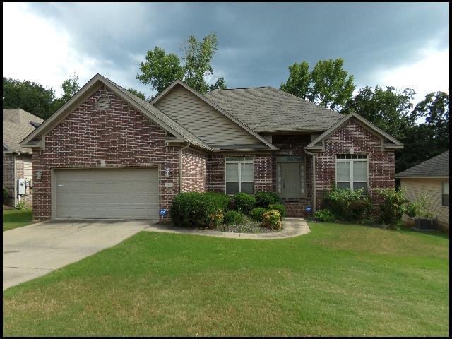Building Photo - 37 Woodridge Dr