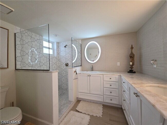 Building Photo - 5550 Heron Point Dr