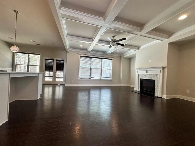 Building Photo - 3253 Cavendish Ct NE