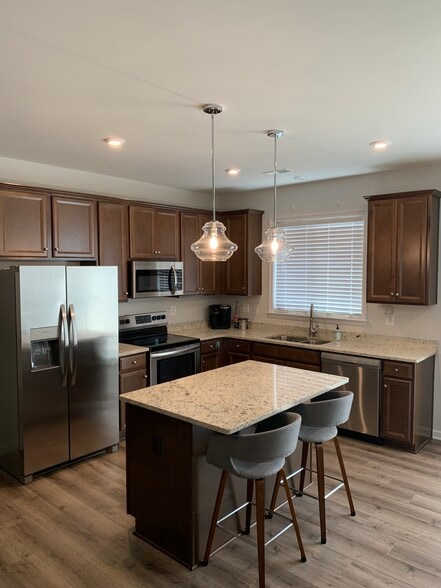 Building Photo - 9245 St. Charles Cir