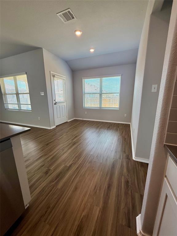 Building Photo - 660 Xanadu Dr