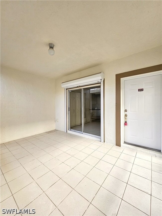 Building Photo - 6025 Chardonnay Ln