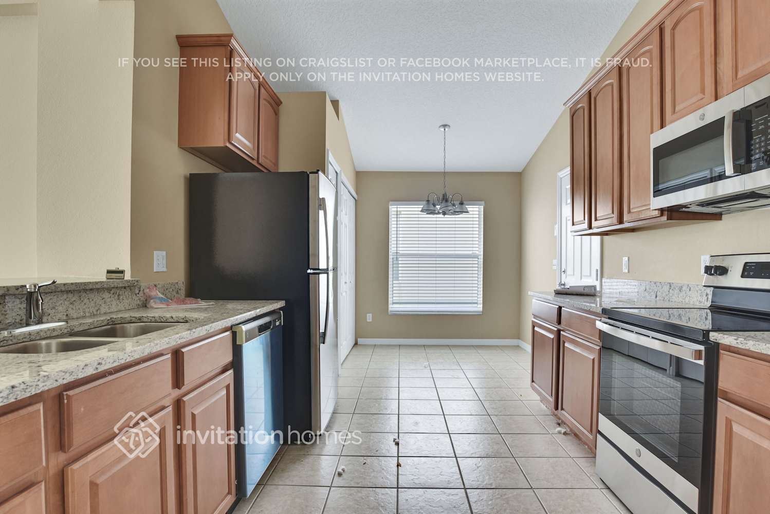 Building Photo - 1886 Laurel Brook Loop