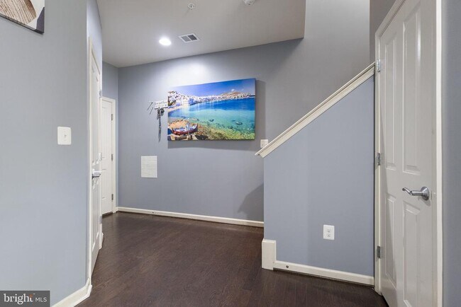 Building Photo - 14058 Wellspring Ave