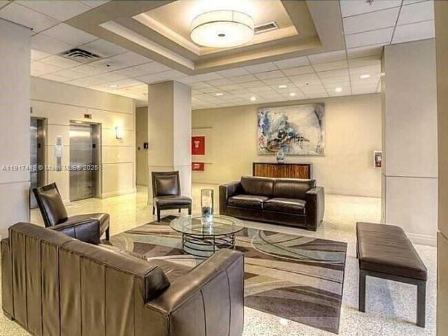 Building Photo - 4001 S Ocean Dr