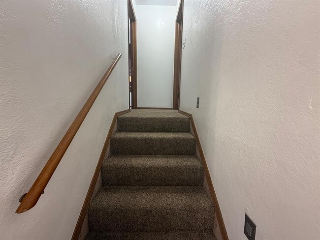 Building Photo - 7407 Kings Manor Ct