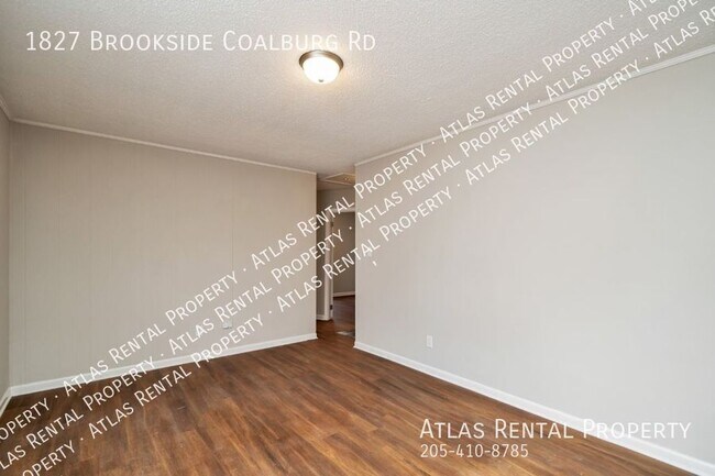 Building Photo - 1827 Brookside Coalburg Rd