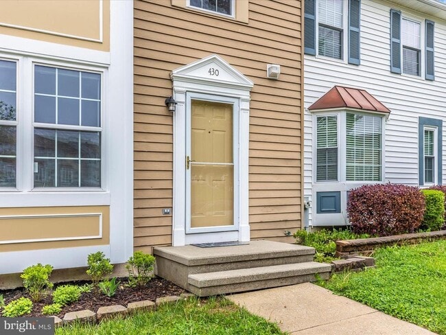 Building Photo - 430 Spalding Ct