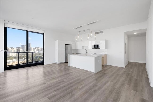 Building Photo - 101 Diplomat Pkwy