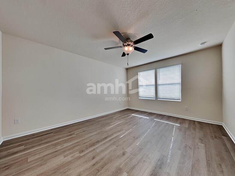 Building Photo - 3462 Lynn Ct