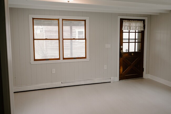 Building Photo - 354 Terrace Blvd