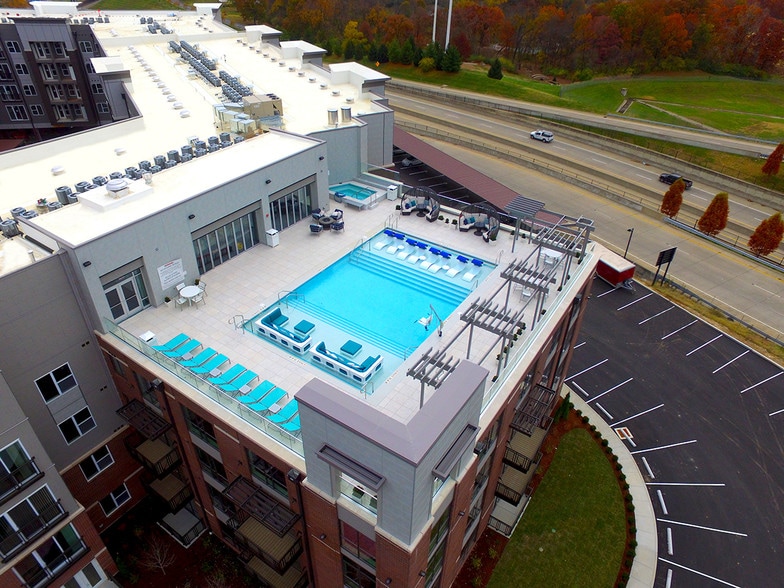 The Villages of Twin Oaks 1300 Big Bend Rd Ballwin MO 63021