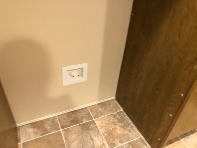 Building Photo - 1980 Sultana Dr