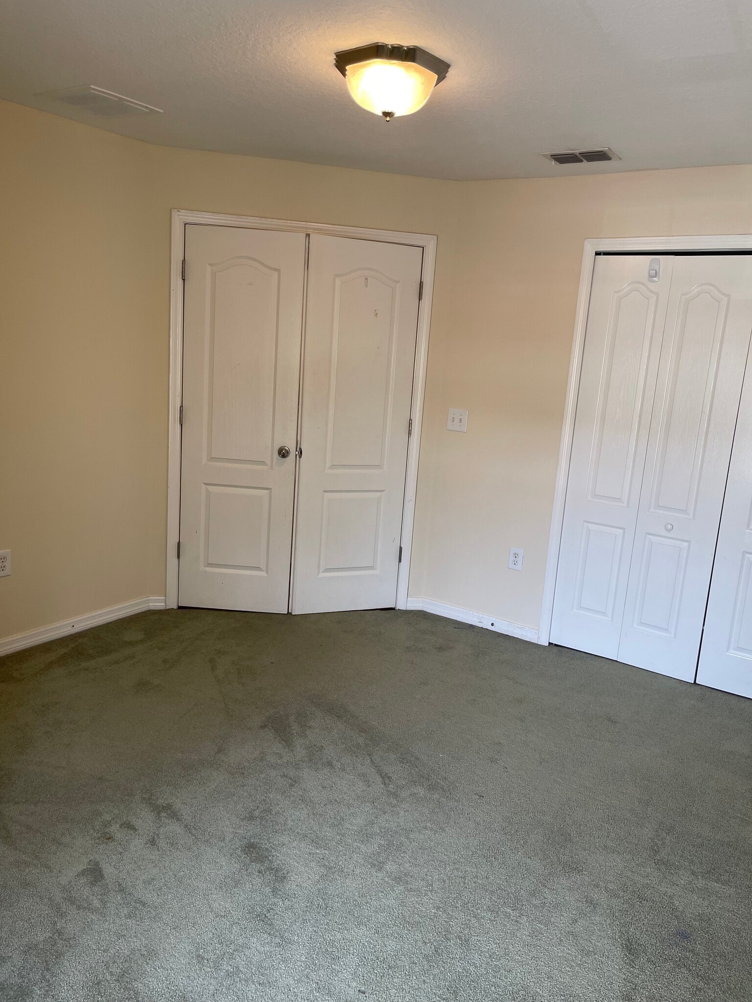 Building Photo - 4213 Winding Vine Dr