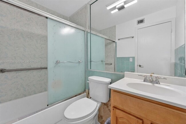 Building Photo - 199 SW 12th Ave