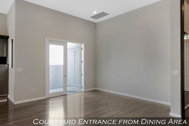 Building Photo - 6836 Adriano Dr