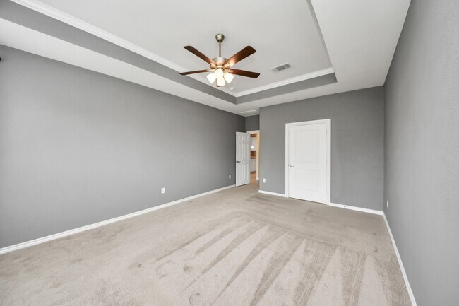 Building Photo - 28215 Shorecrest Ln