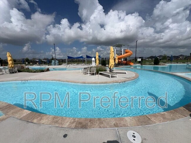 Building Photo - 2829 Shimmer Edge Dr