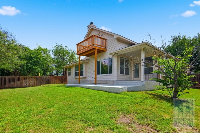 Building Photo - 2217 Speidel Dr