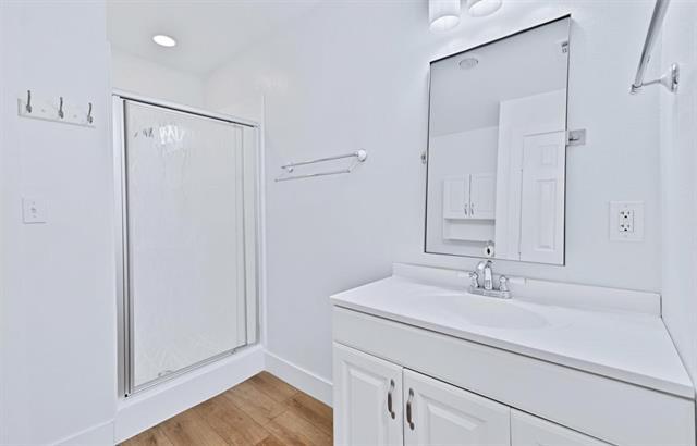 Building Photo - 530 SE 2nd St