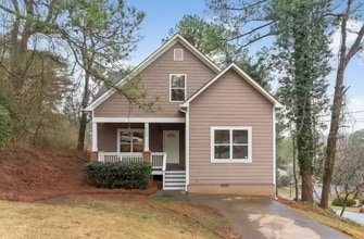 Building Photo - Westside central located comfortable & spacious Intown Atlanta House w/Porch