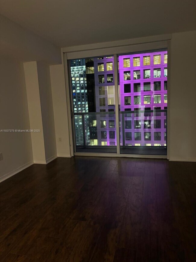 Building Photo - 500 Brickell Ave