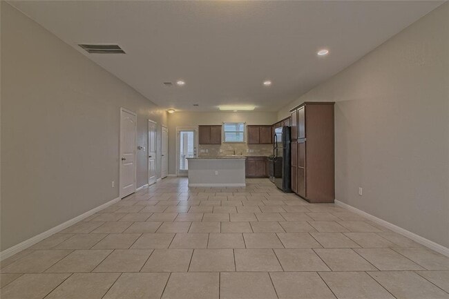 Building Photo - 315 N Heatherwilde Blvd
