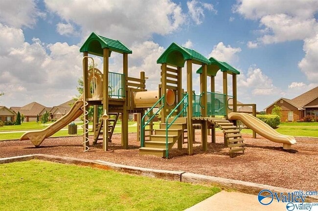 Building Photo - 403 Falls Pointe
