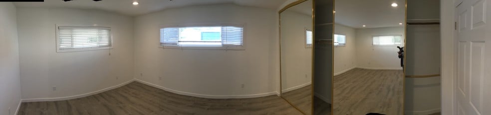 Master Bedroom - 9703 National Blvd