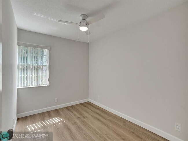 Building Photo - 8503 NW 35th Ct