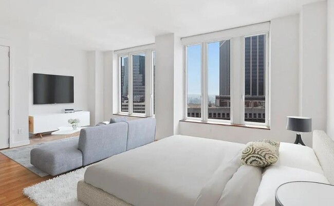 Building Photo - 1 bedroom in New York NY 10005