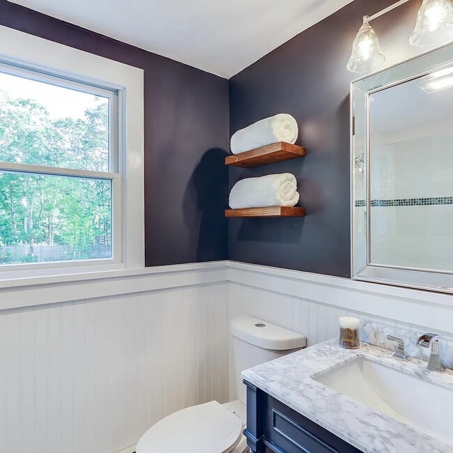 Building Photo - 126 Twin Hill Rd