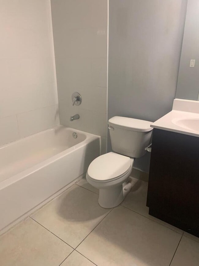 Interior Photo - 401 SW 17 th Ave, Miami, 33135